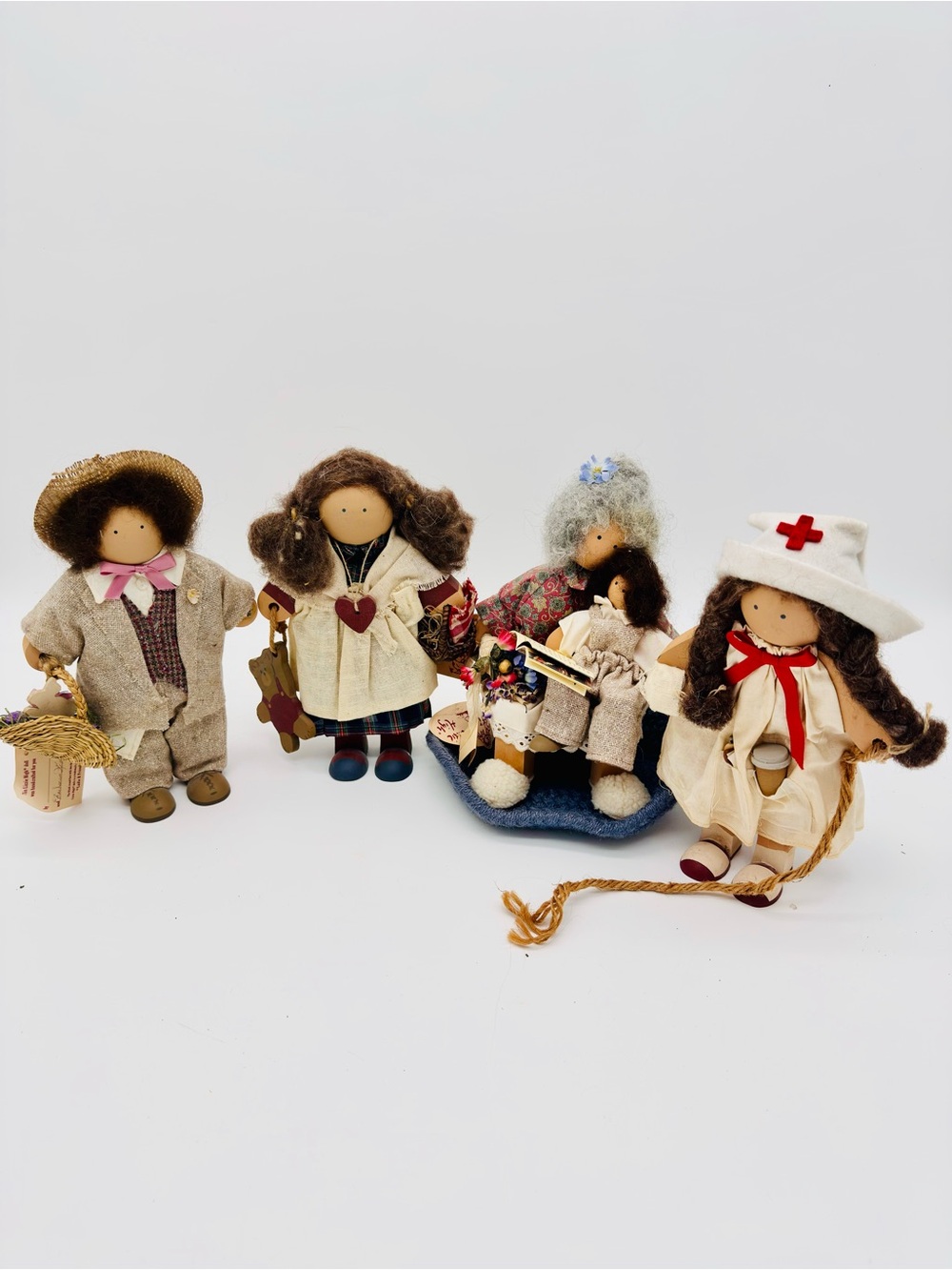 Vintage Lizzie High Wooden Dolls Lot of 4 1987